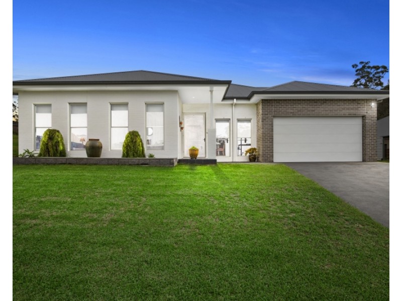 50 Molloy Street, Mollymook NSW 2539 Ray White Ulladulla Sold