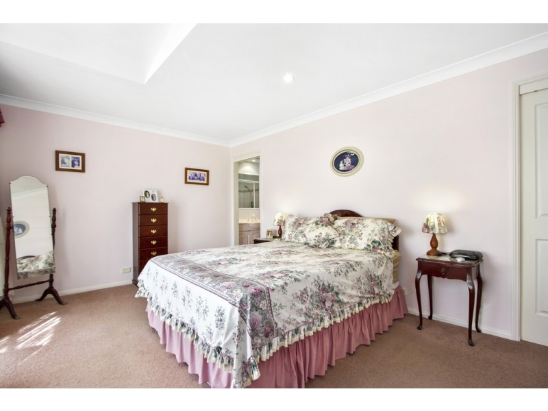31 Leo Drive, Narrawallee NSW 2539