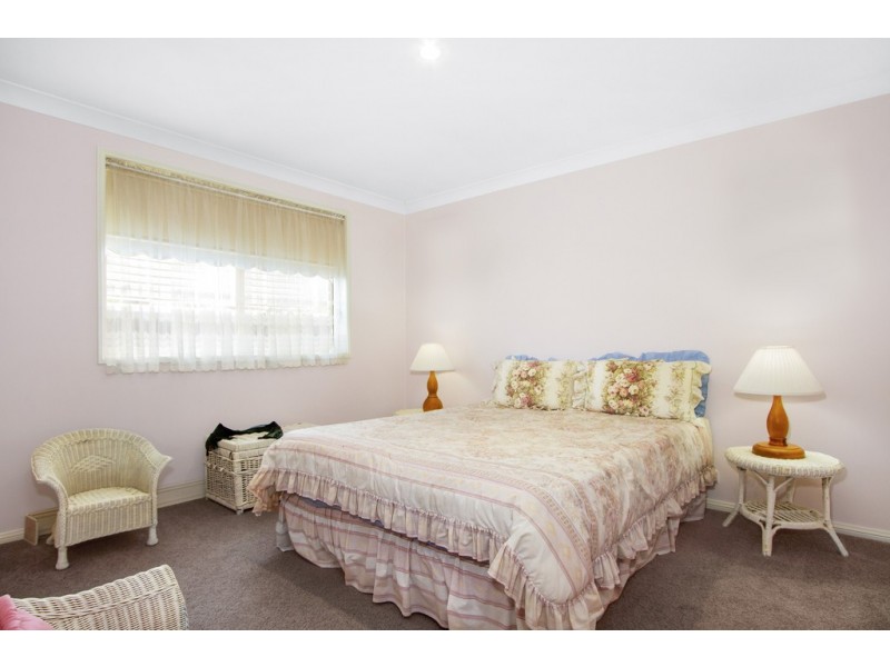 31 Leo Drive, Narrawallee NSW 2539