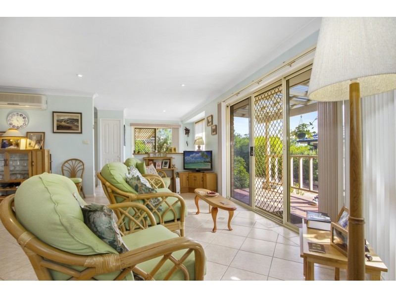 31 Leo Drive, Narrawallee NSW 2539