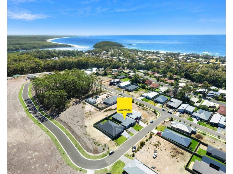 6 Iluka Crescent, Narrawallee NSW 2539