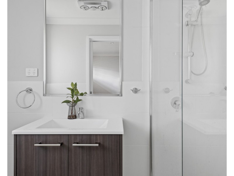 6 Iluka Crescent, Narrawallee NSW 2539