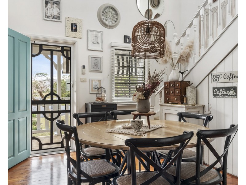 25 Manning Ave, Narrawallee NSW 2539