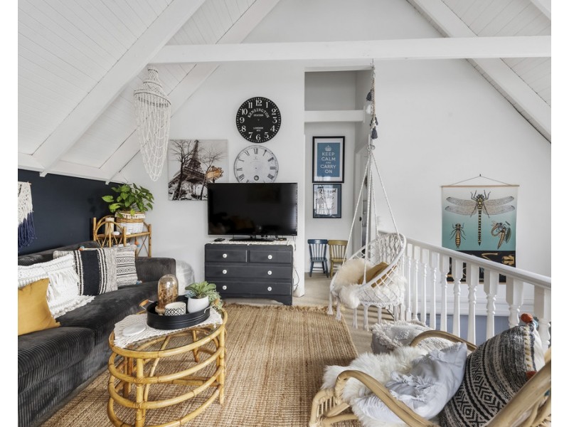 25 Manning Ave, Narrawallee NSW 2539