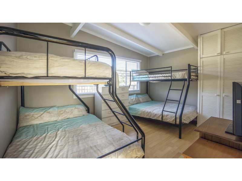 71 Wyoming Avenue, Burrill Lake NSW 2539