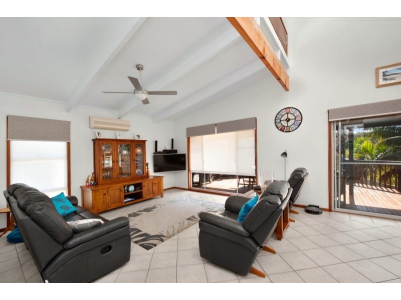 8 Brace Close, Kioloa NSW 2539