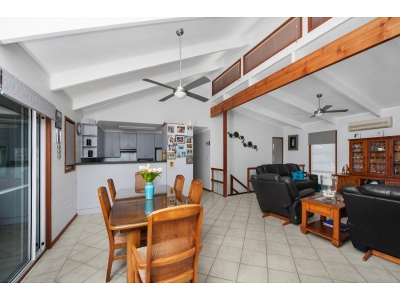 8 Brace Close, Kioloa NSW 2539