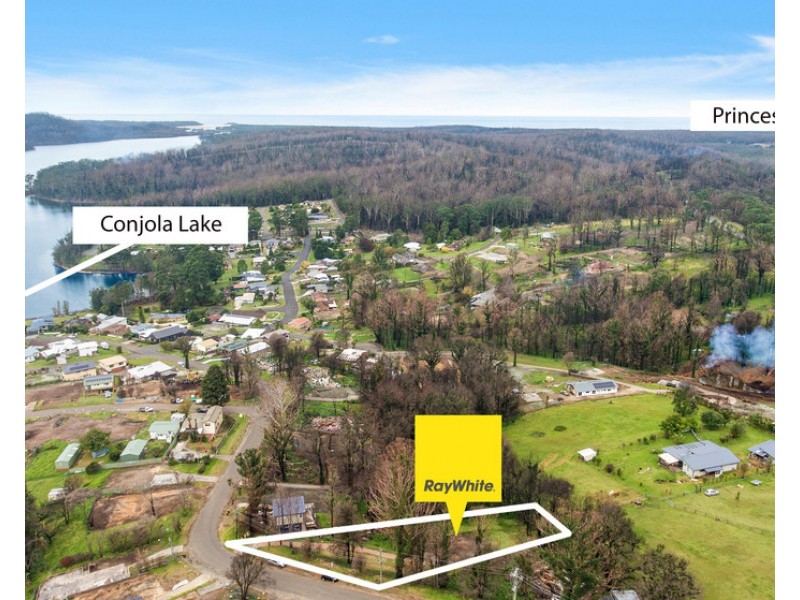 4 Kurrajong Crescent, Conjola Park NSW 2539