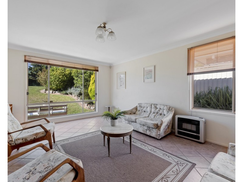 5 Clifford Close, Mollymook NSW 2539