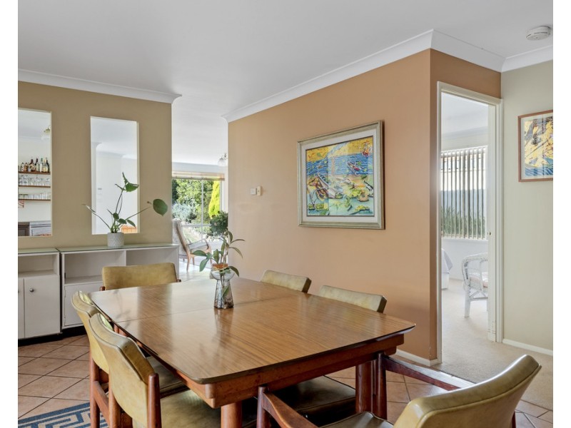 5 Clifford Close, Mollymook NSW 2539