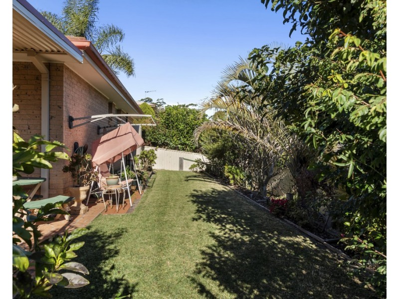 5 Clifford Close, Mollymook NSW 2539