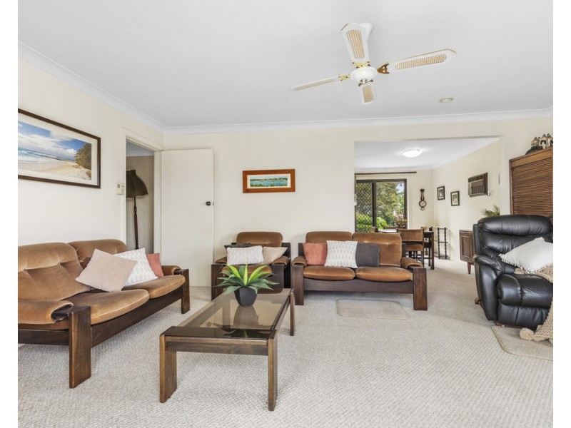 41 Carroll Avenue, Mollymook Beach NSW 2539