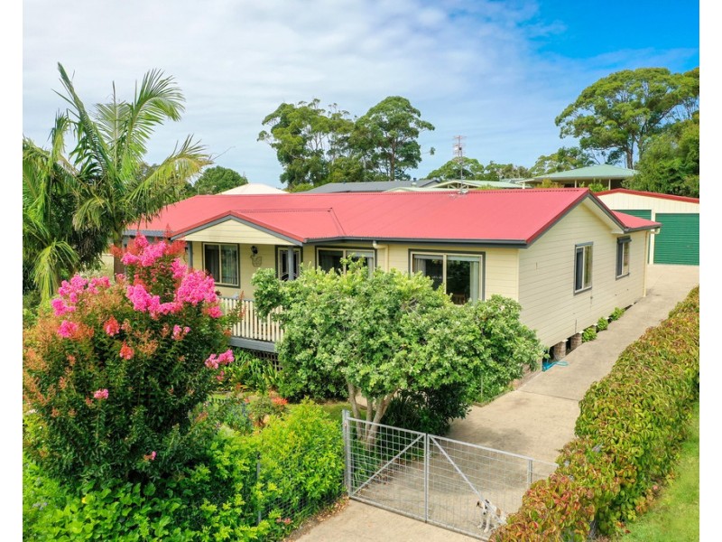 15 Hapgood Close, Kioloa NSW 2539