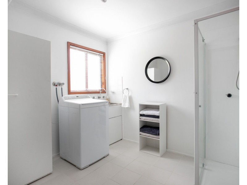 27 James Crescent, Kings Point NSW 2539