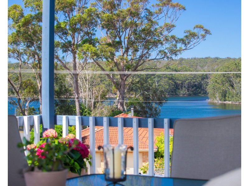 27 James Crescent, Kings Point NSW 2539