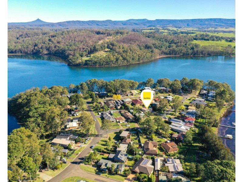 27 James Crescent, Kings Point NSW 2539
