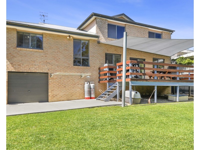 10 Bonnie Troon Close, Dolphin Point NSW 2539