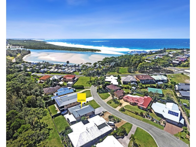 10 Bonnie Troon Close, Dolphin Point NSW 2539