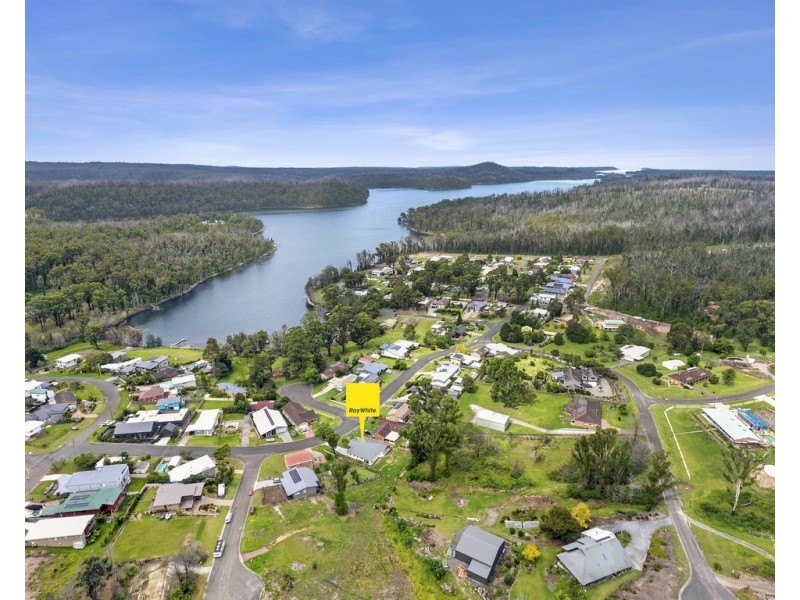 8 Windemere Drive, Conjola Park NSW 2539