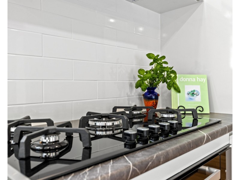 8 Windemere Drive, Conjola Park NSW 2539