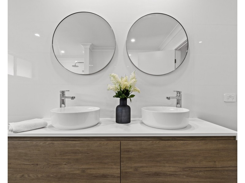 8 Windemere Drive, Conjola Park NSW 2539