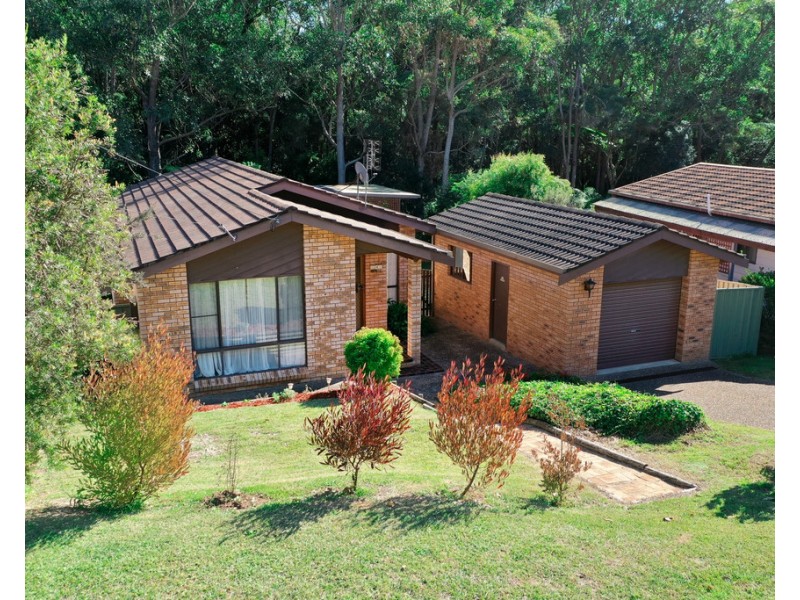 64 Ross Avenue, Narrawallee NSW 2539