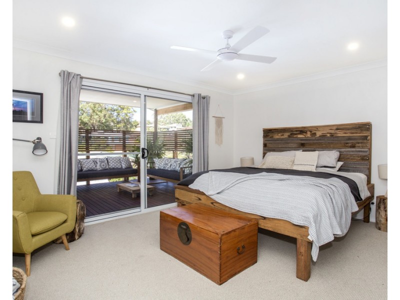 5 Scorpio Grove, Narrawallee NSW 2539