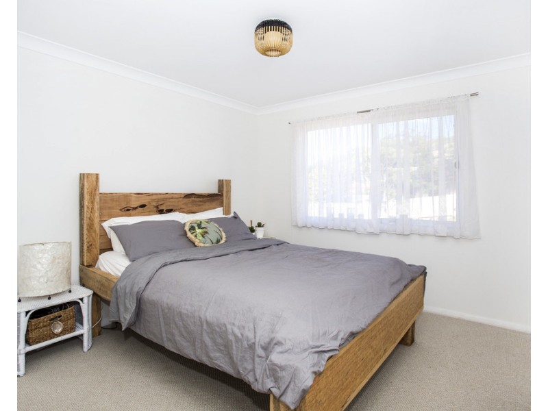 5 Scorpio Grove, Narrawallee NSW 2539