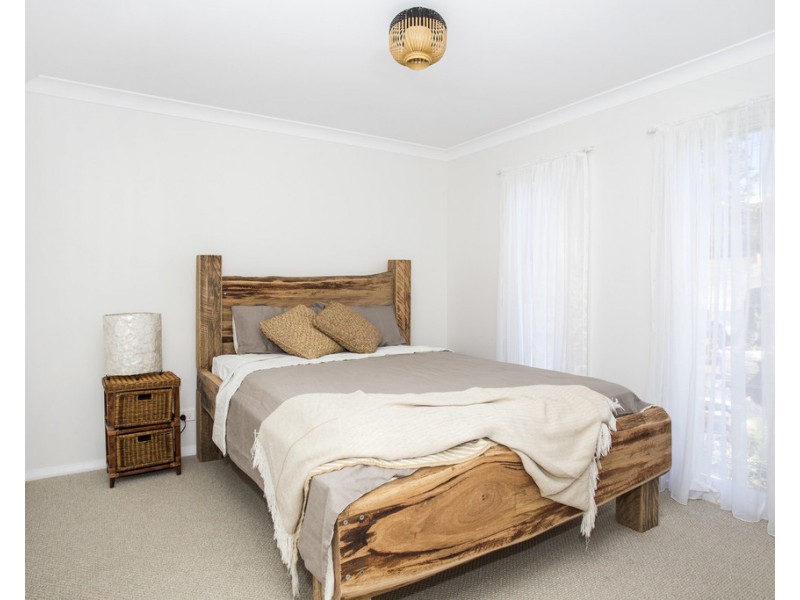 5 Scorpio Grove, Narrawallee NSW 2539