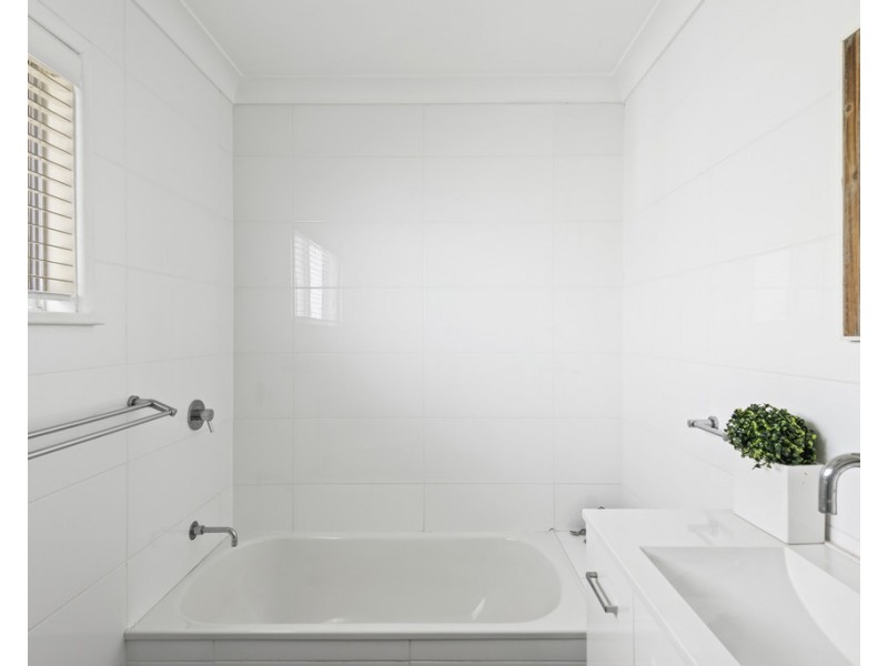 5 Woodglen Crescent, Mollymook NSW 2539