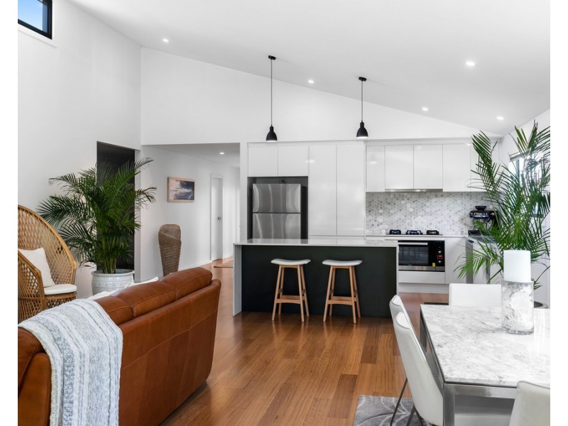 28 Como Avenue, Burrill Lake NSW 2539