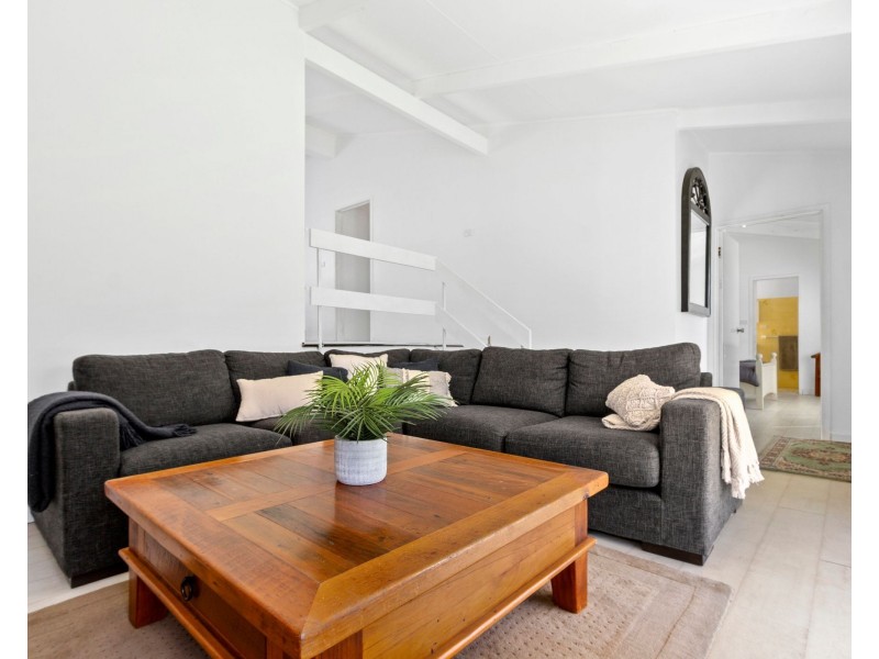 21 Turner Street, Mollymook NSW 2539