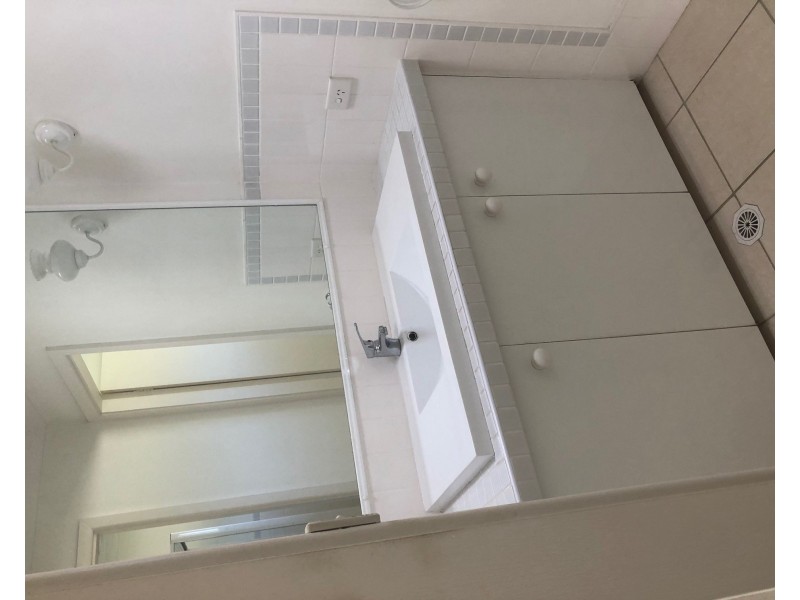 27 Rosella Ave, Mollymook NSW 2539