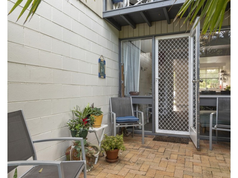 2/11-13 Mitchell Parade, Mollymook NSW 2539