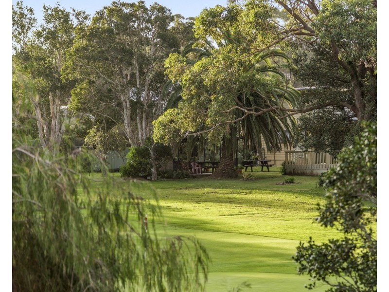 2/11-13 Mitchell Parade, Mollymook NSW 2539