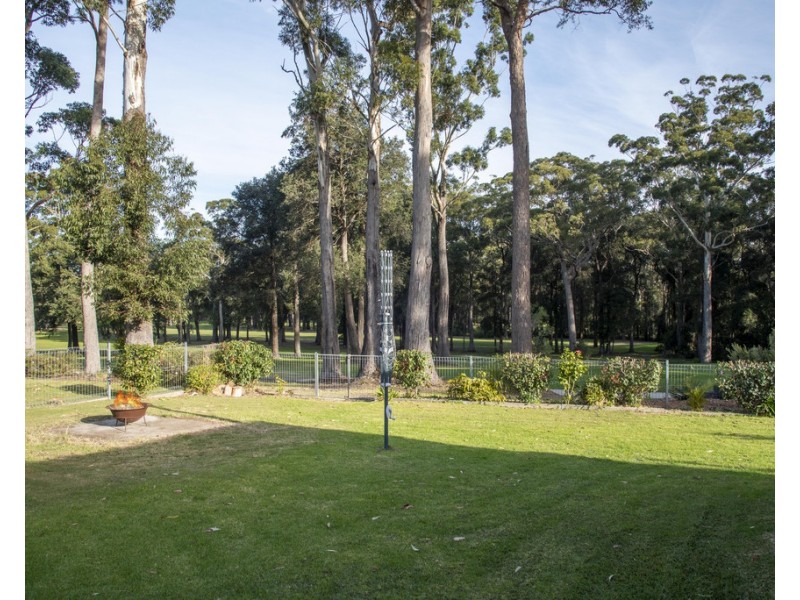 39 Clyde Street, Mollymook NSW 2539