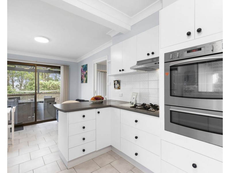 60 Wyoming Ave, Burrill Lake NSW 2539