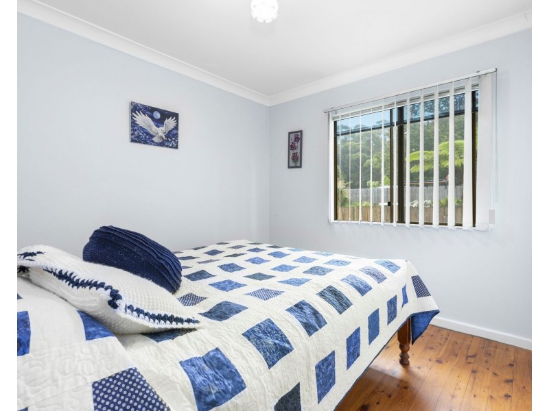 60 Wyoming Ave, Burrill Lake NSW 2539