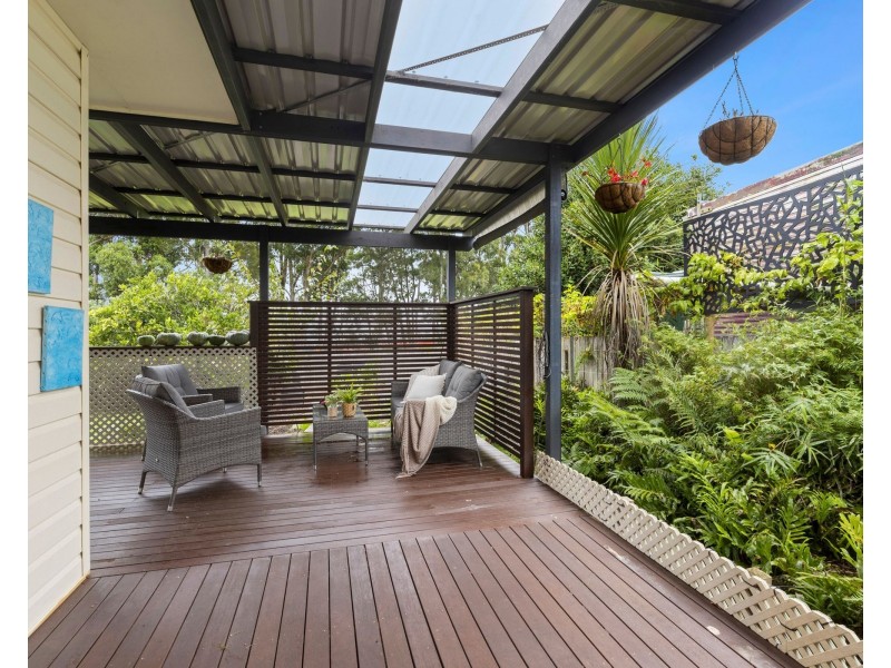 60 Wyoming Ave, Burrill Lake NSW 2539