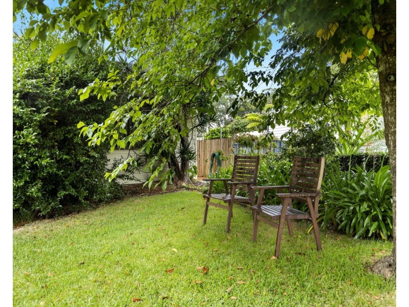 60 Wyoming Ave, Burrill Lake NSW 2539