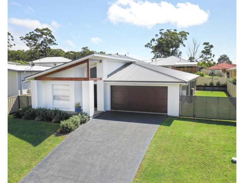13 Frangipani Avenue, Ulladulla NSW 2539