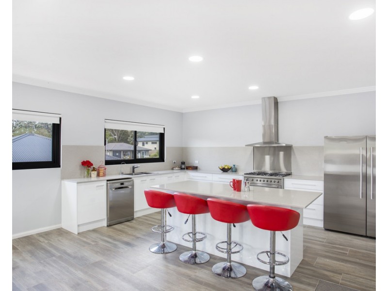 37 Springfield Drive, Mollymook NSW 2539