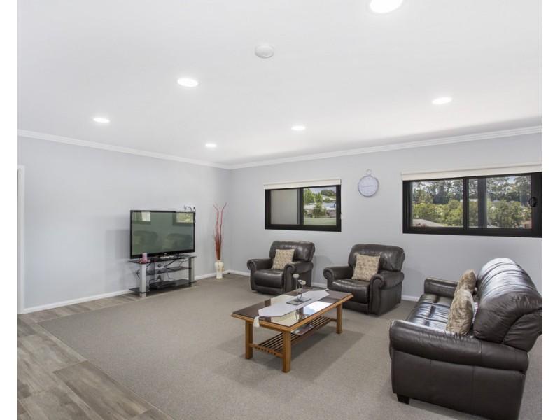 37 Springfield Drive, Mollymook NSW 2539