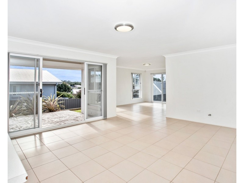 11 Laurel Avenue, Ulladulla NSW 2539