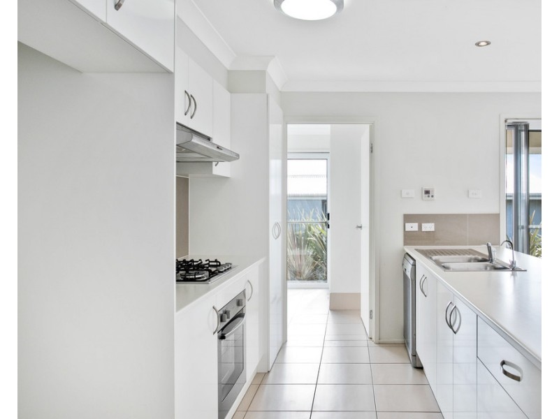 11 Laurel Avenue, Ulladulla NSW 2539