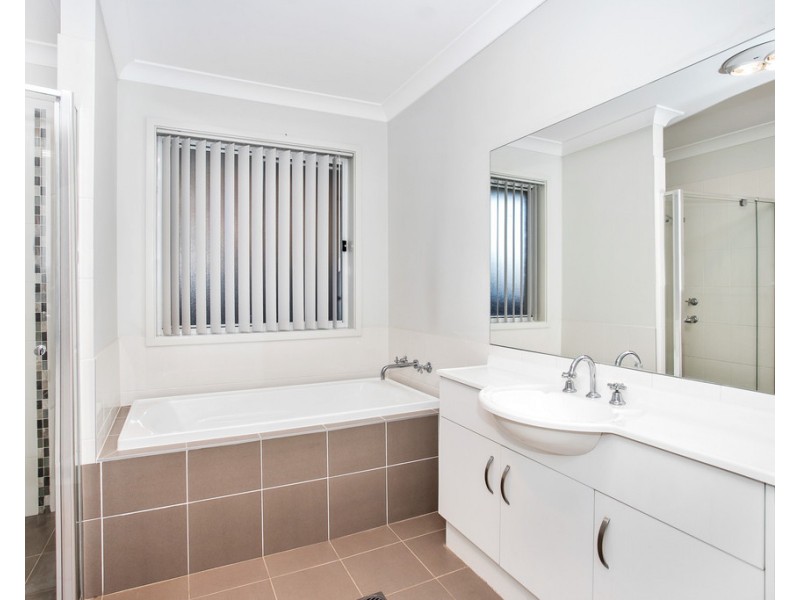 11 Laurel Avenue, Ulladulla NSW 2539