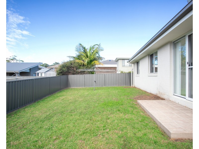 11 Laurel Avenue, Ulladulla NSW 2539