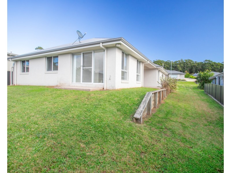 11 Laurel Avenue, Ulladulla NSW 2539