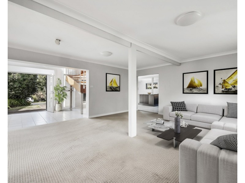 11 Davies Street, Mollymook NSW 2539
