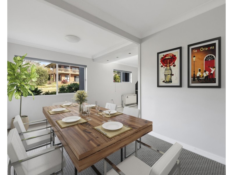 11 Davies Street, Mollymook NSW 2539